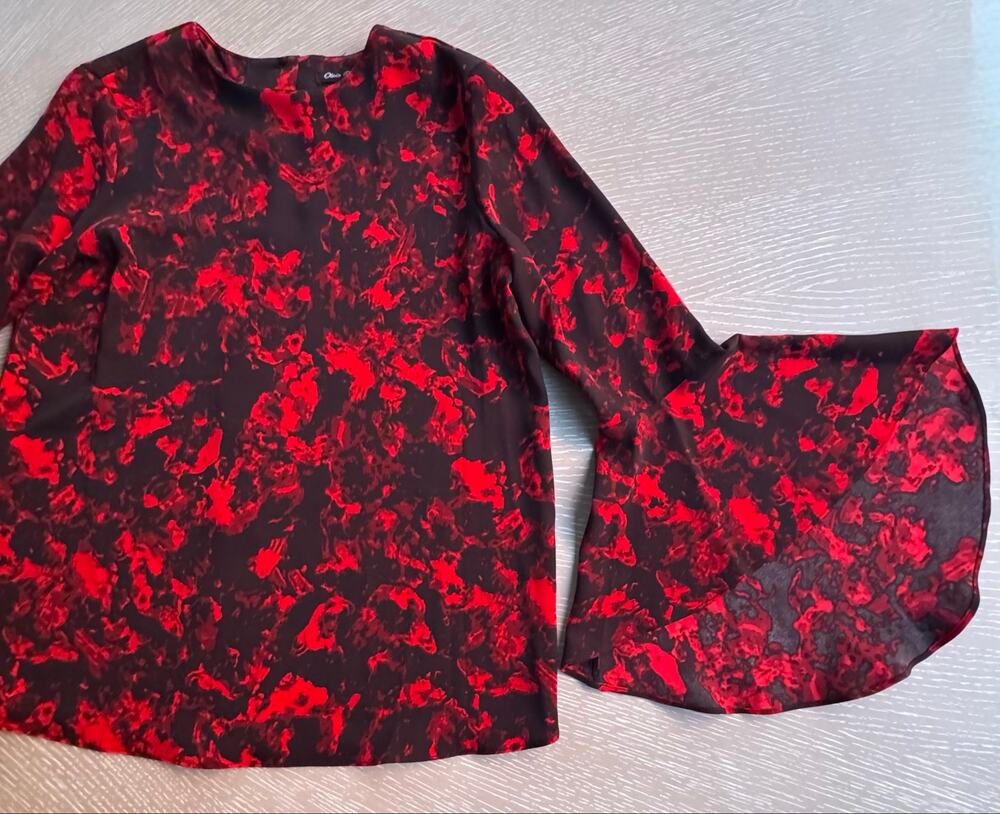 Olivia & Grace Red & Black Whimsigoth Floral Bell Sleeve Blouse Top Sz XS